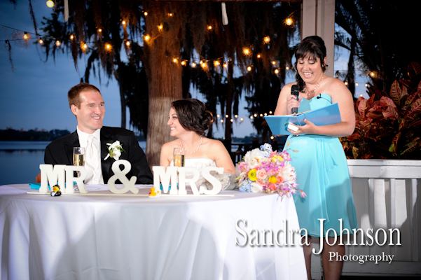 Best Lakeside wedding at Paradise Cove in Orlando, Florida - Wedding photographer - Sandra Johnson (SJFoto.com)